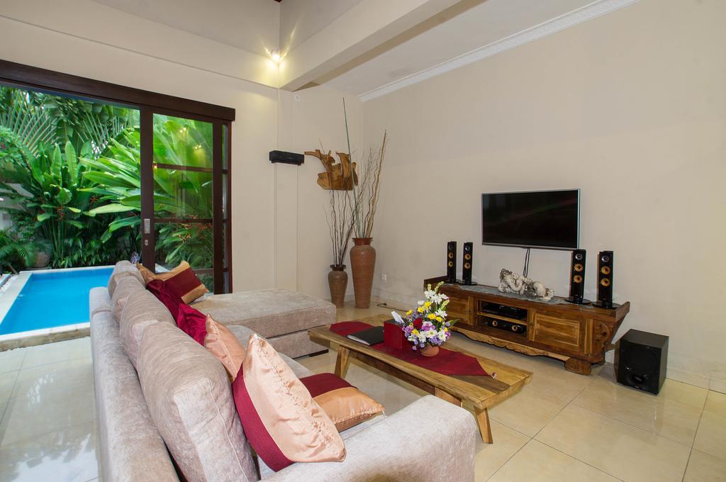 Villa Arushi เซมินยัค ภายนอก รูปภาพ